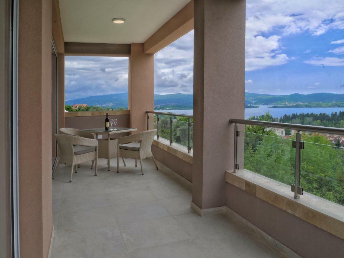 Villa Travertino Teodo Esterno foto